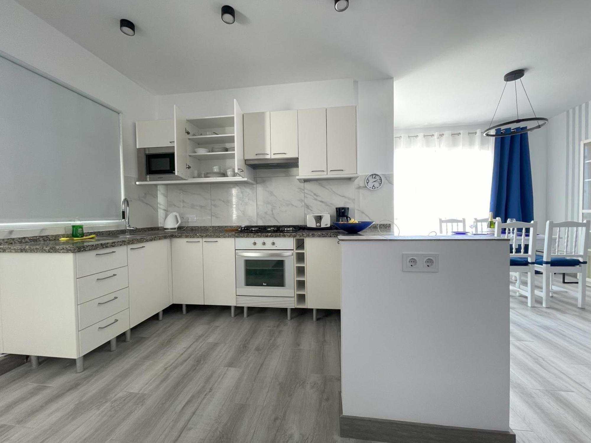 Newly Renovated Apartment With 2 Terrace, 2 Bedroom, 5Min Beach Puerto de Santiago  Extérieur photo